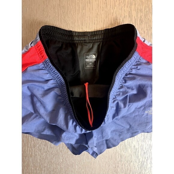 The North Face Flight Series Navy/Red Women's Shorts Size M New - Picture 3 of 6